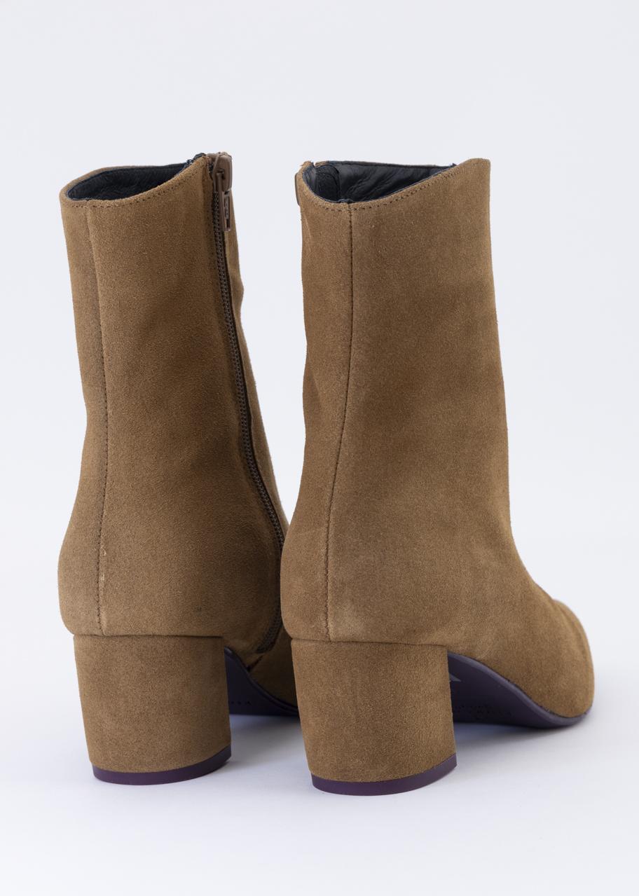 BEGOÑA CAMEL ANTE