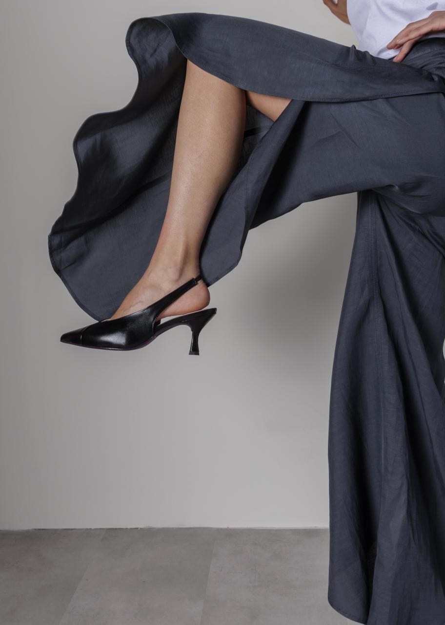 DAFNE NEGRO ESENCIAL