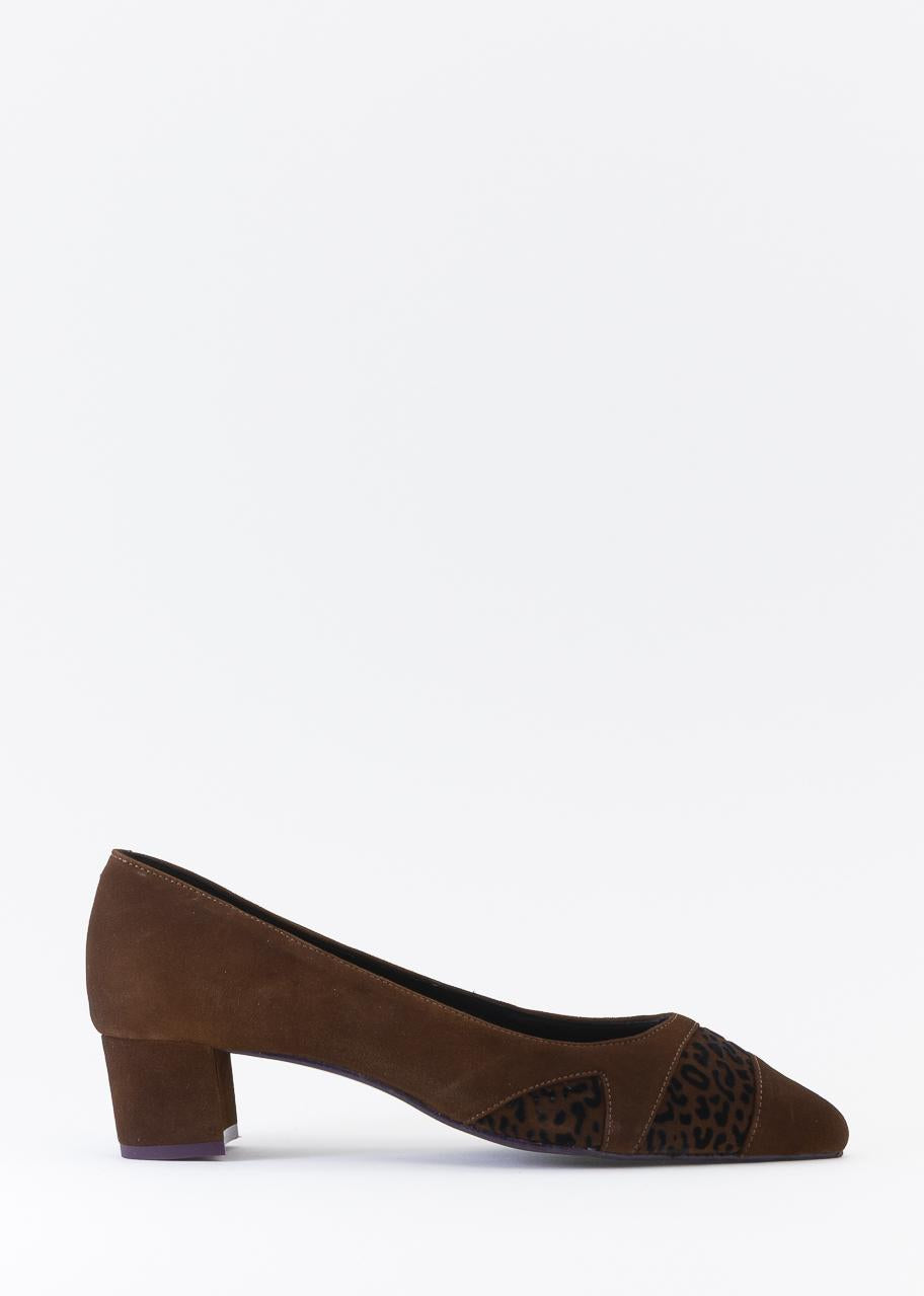 CLARA MARRON LEO
