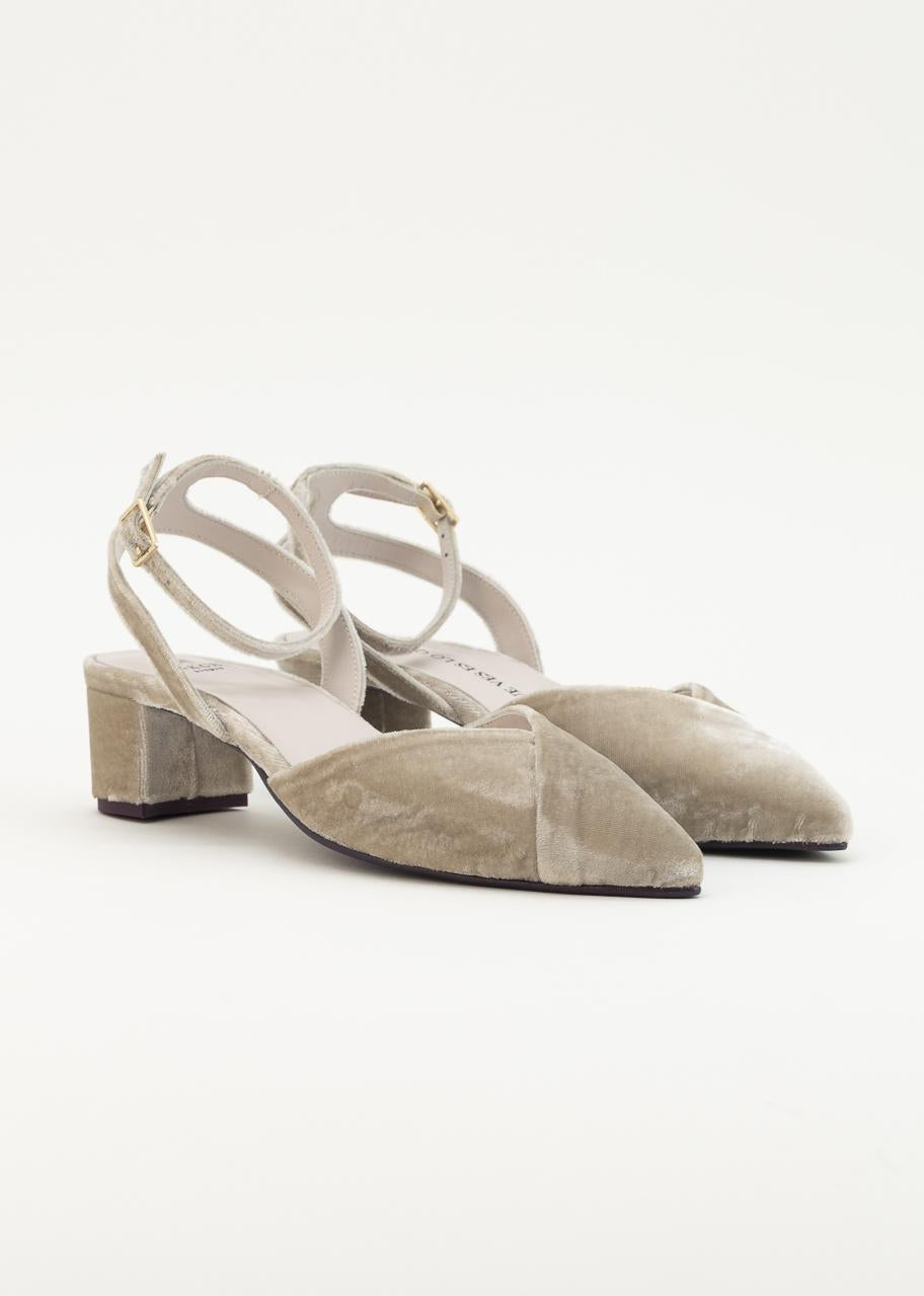 ADELA TAUPE TERCIOPELO