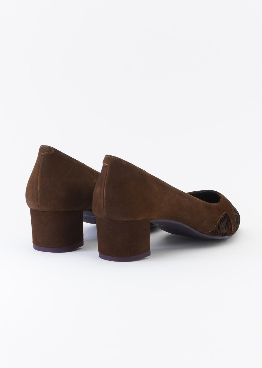 CLARA MARRON LEO