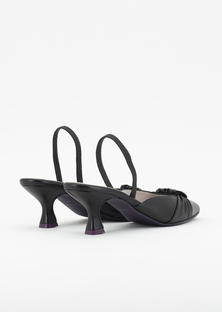 FIONA NEGRO ESENCIAL