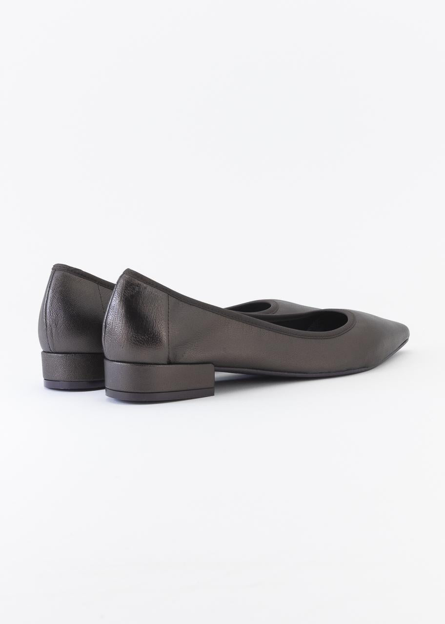 GRETA MARRON METAL